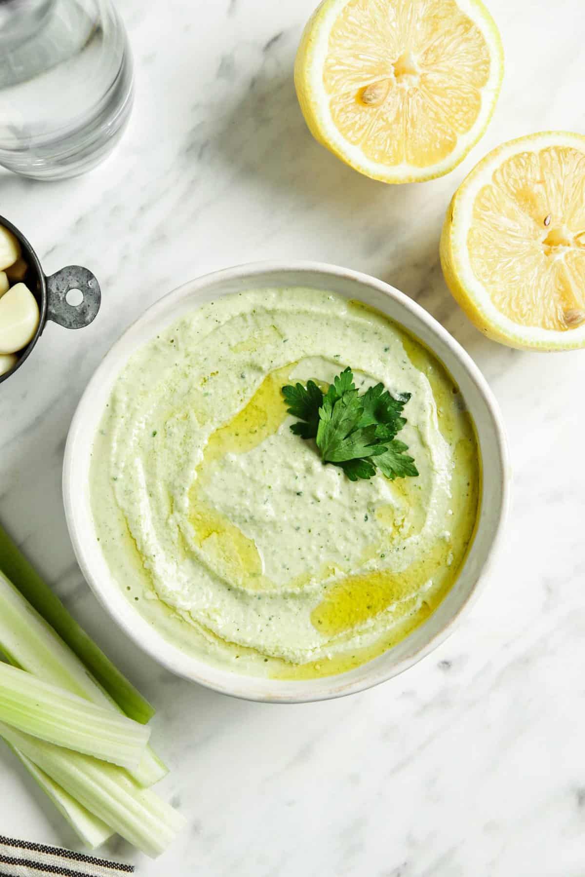 Zucchini hummus