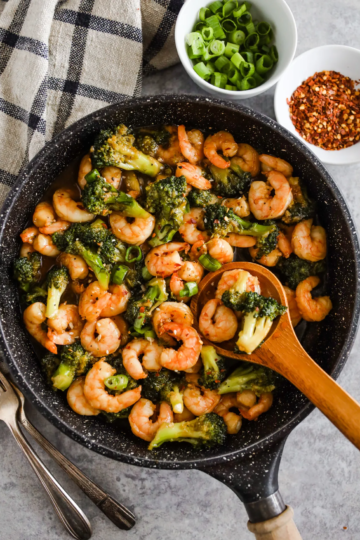 Garlicky Shrimp and Broccoli