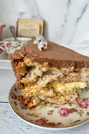 Keto hazelnut cake