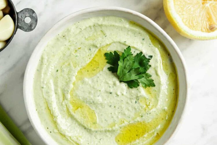 Zucchini hummus